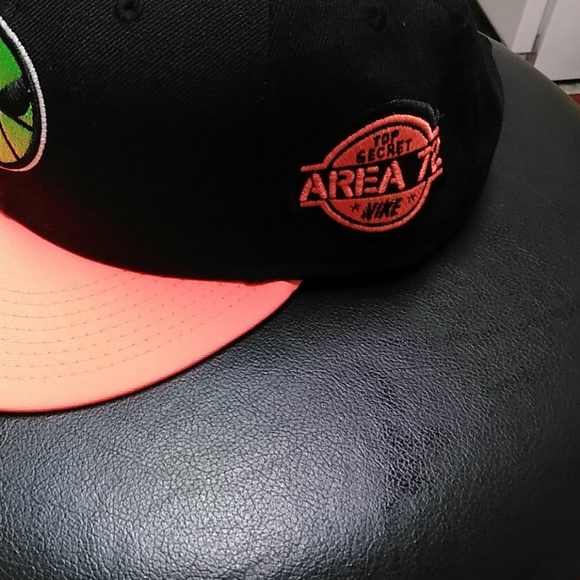 Mens hat.. - Picture 3 of 10